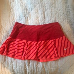Nike tennis skirt